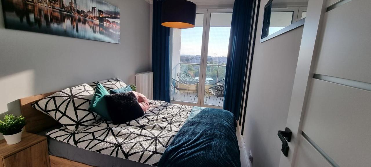 12 Floor Mogilska Tower Daire Krakow Dış mekan fotoğraf